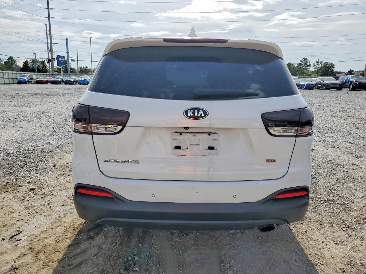2016 KIA SORENTO LX — Фото 6 из 13