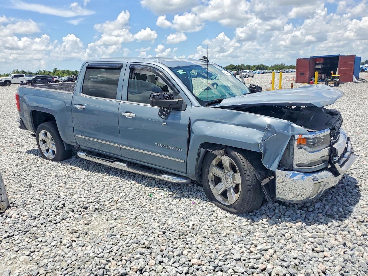 2016 CHEVROLET SILVERADO C1500 LTZ — Фото 4 из 13