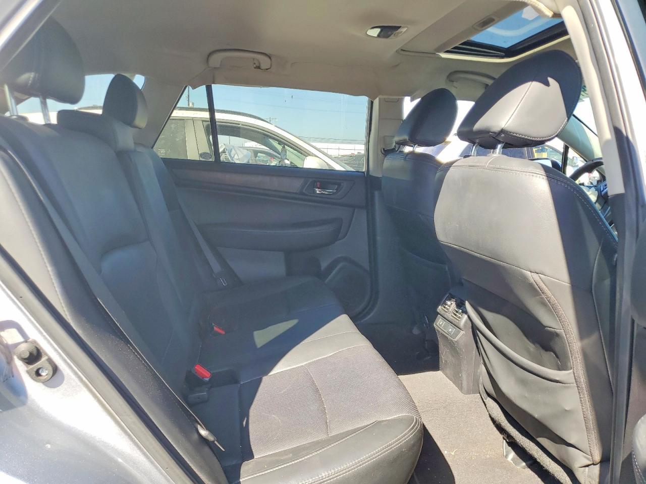 2016 SUBARU OUTBACK 3.6R LIMITED — Фото 11 из 13