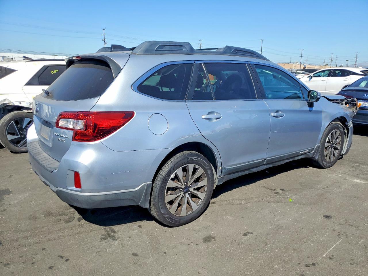 2016 SUBARU OUTBACK 3.6R LIMITED — Фото 3 из 13