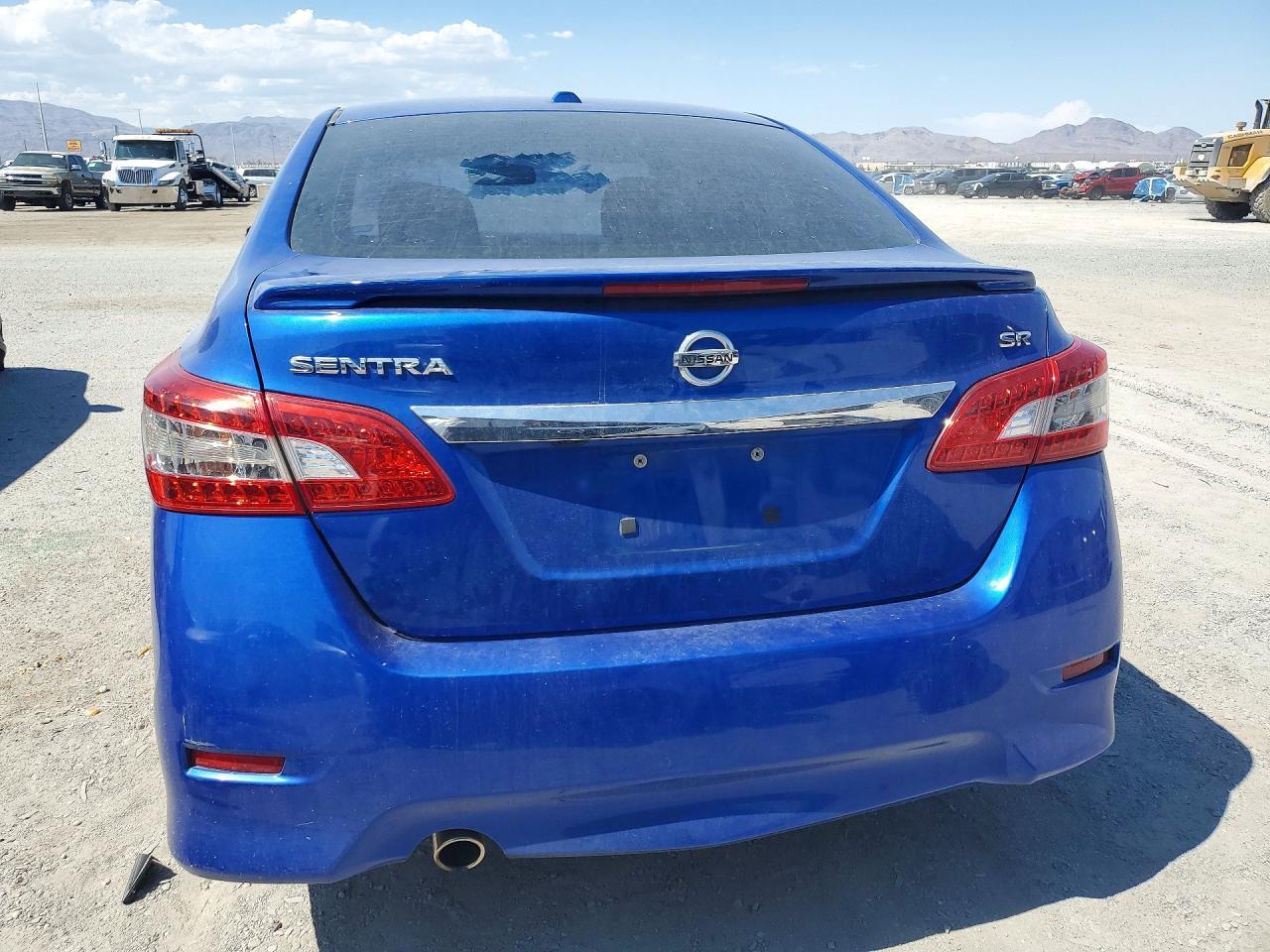 2015 NISSAN SENTRA SR — Фото 6 из 13
