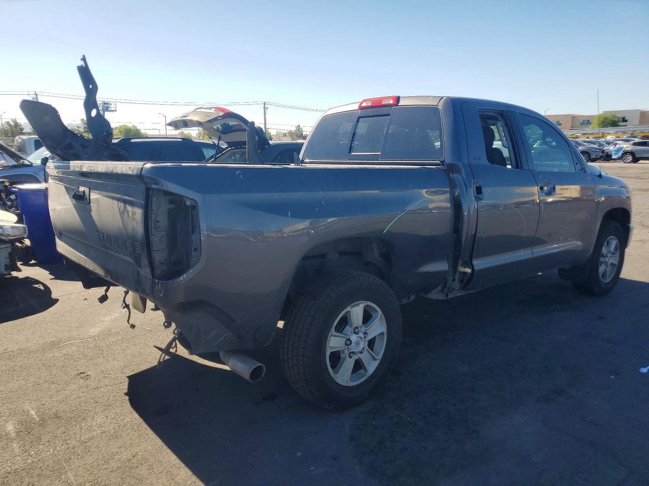 2015 TOYOTA TUNDRA SR5 — Фото 3 из 12