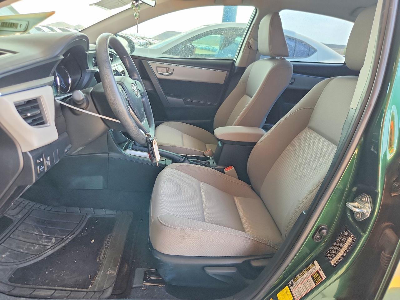 2015 TOYOTA COROLLA LE — Фото 7 из 12