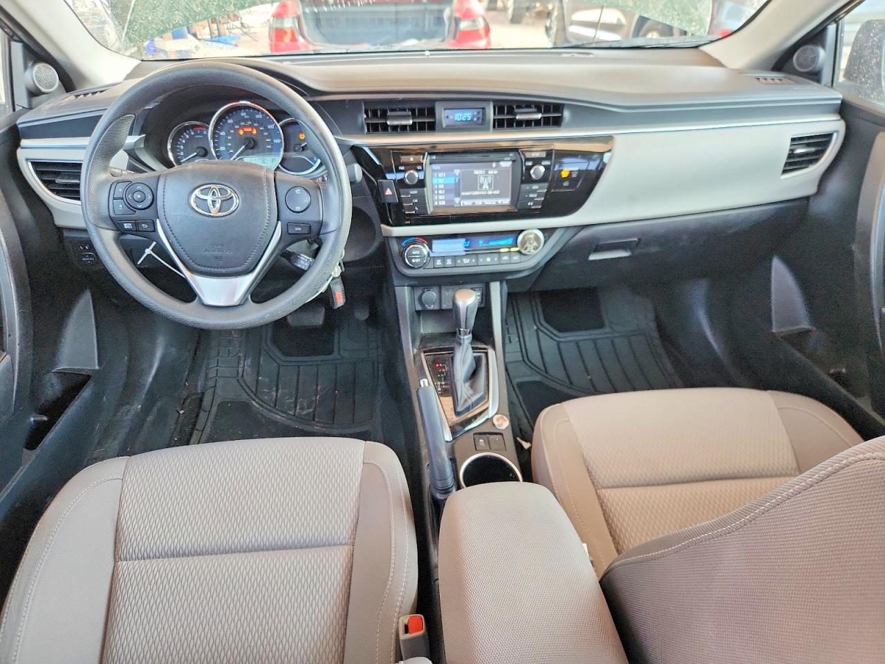 2015 TOYOTA COROLLA LE — Фото 8 из 12