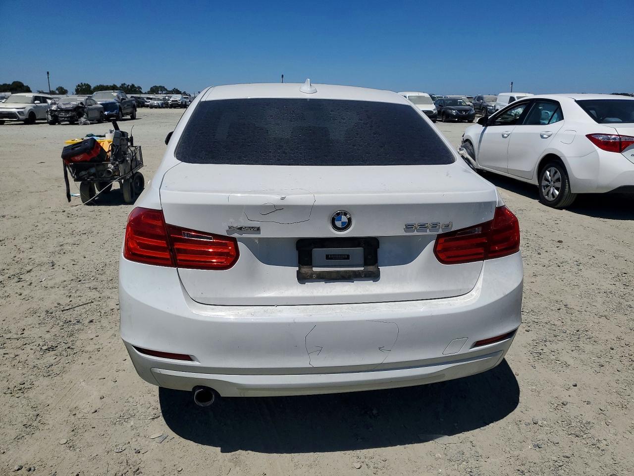 2014 BMW 328 D XDRIVE — Фото 6 из 12