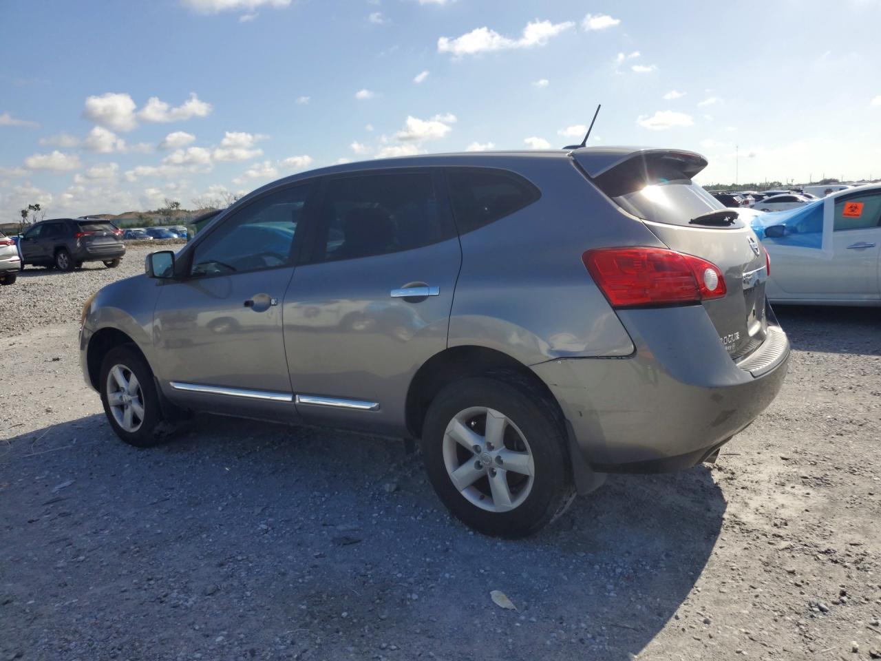 2013 NISSAN ROGUE S — Фото 2 из 14