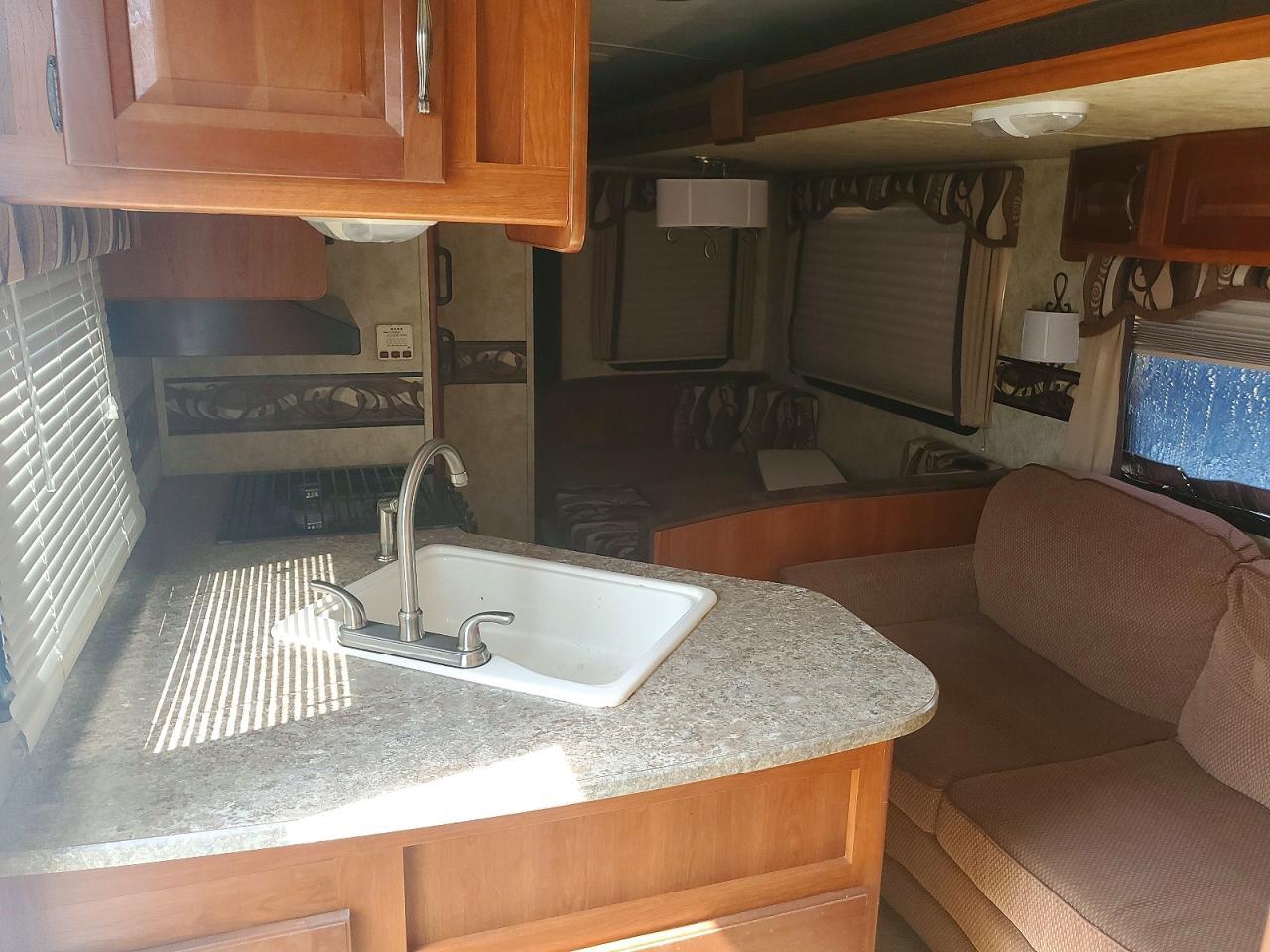 2013 KEYSTONE COUGAR XLITE CAMPER — Фото 7 из 9