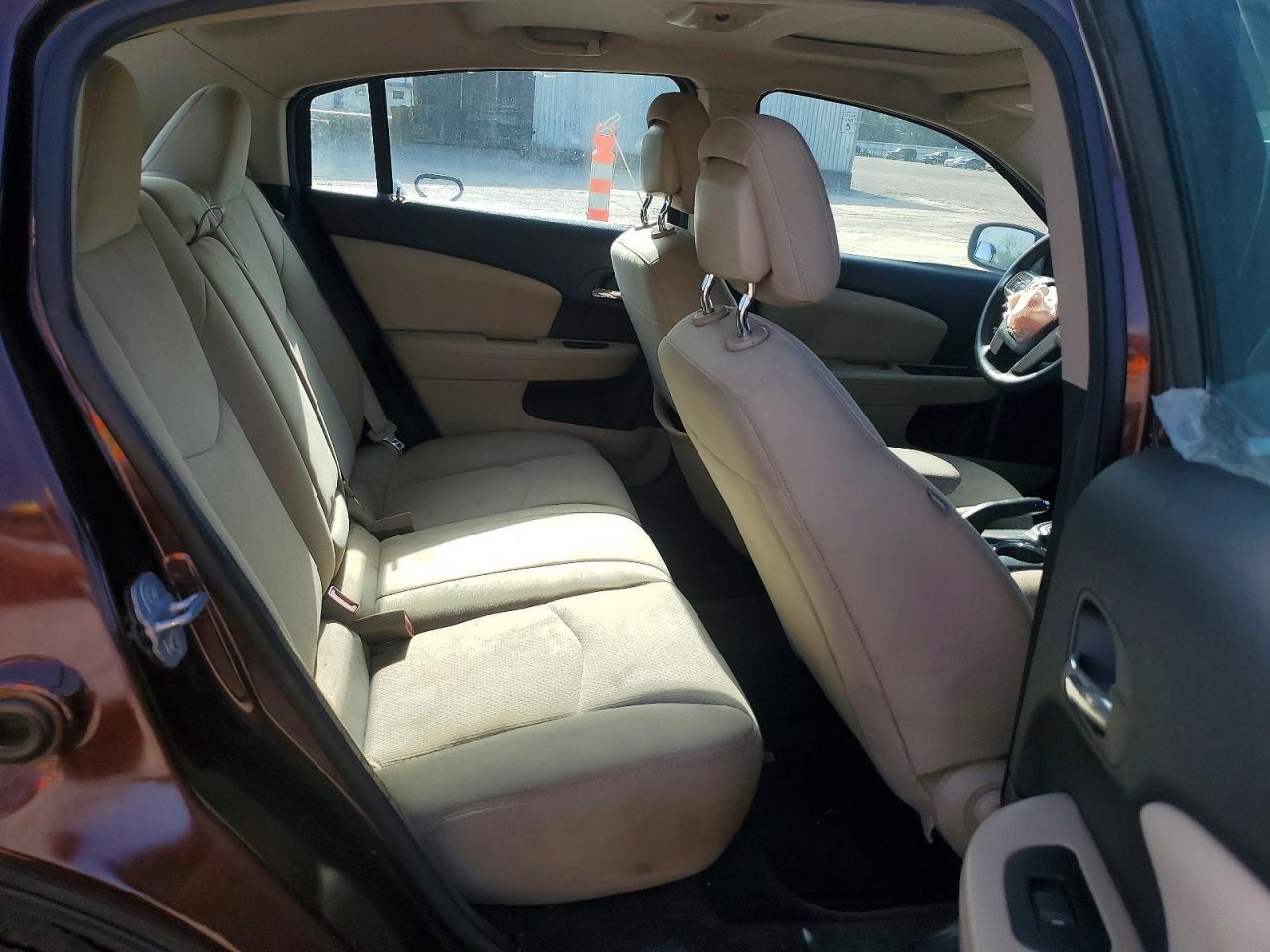 2013 CHRYSLER 200 TOURING — Фото 10 из 12