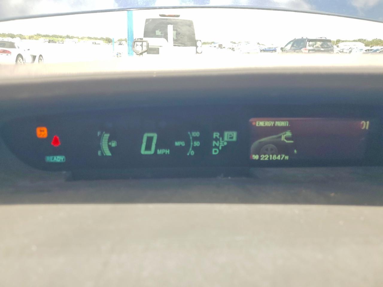 2012 TOYOTA PRIUS TWO — Фото 9 из 12