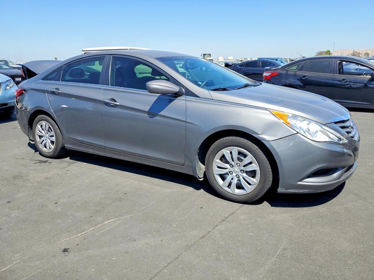 2012 HYUNDAI SONATA GLS — Фото 4 из 12