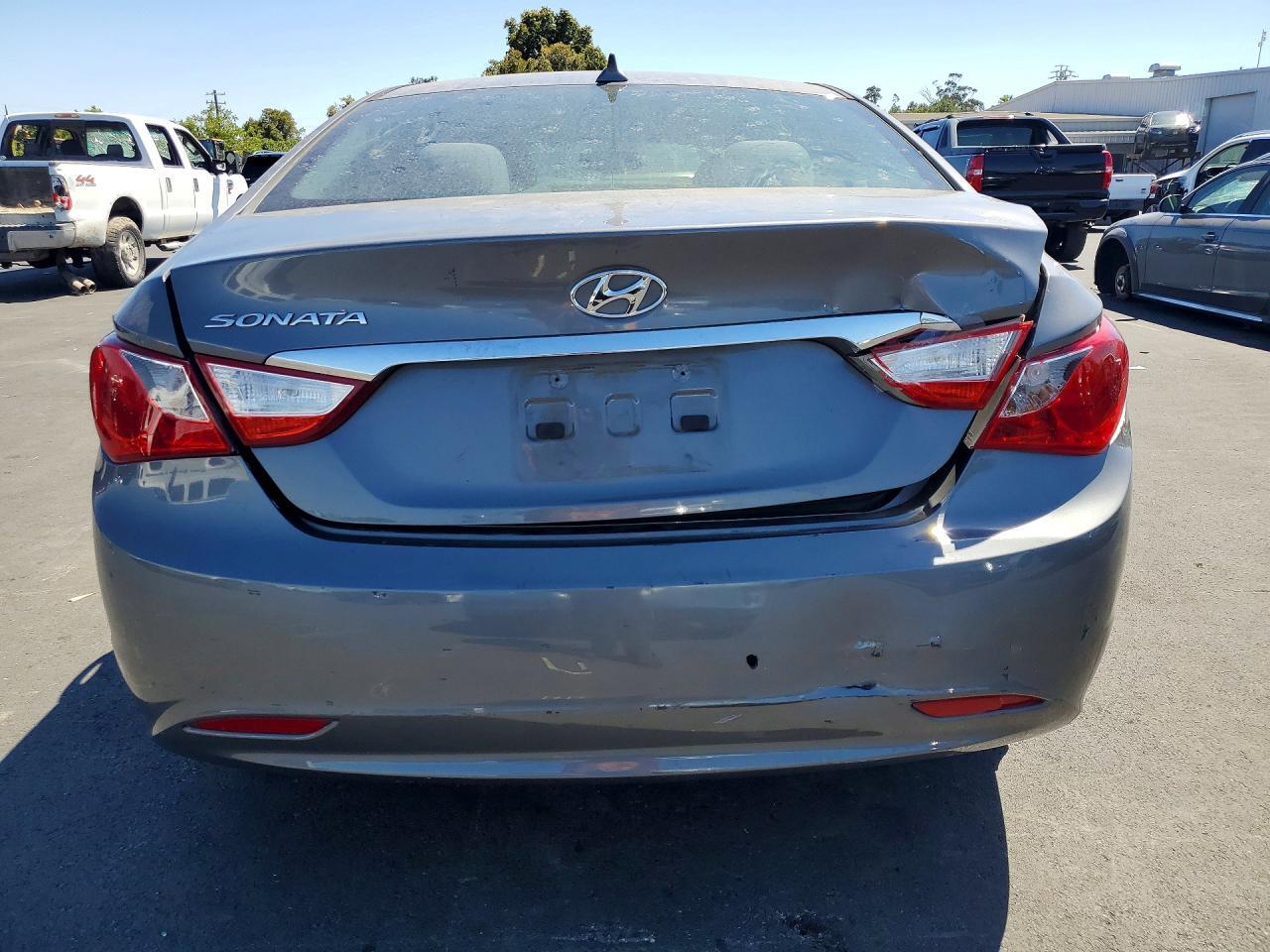 2012 HYUNDAI SONATA GLS — Фото 6 из 12