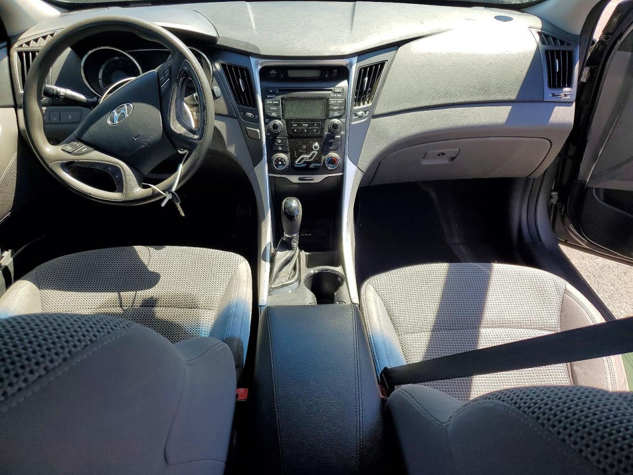 2012 HYUNDAI SONATA GLS — Фото 8 из 12
