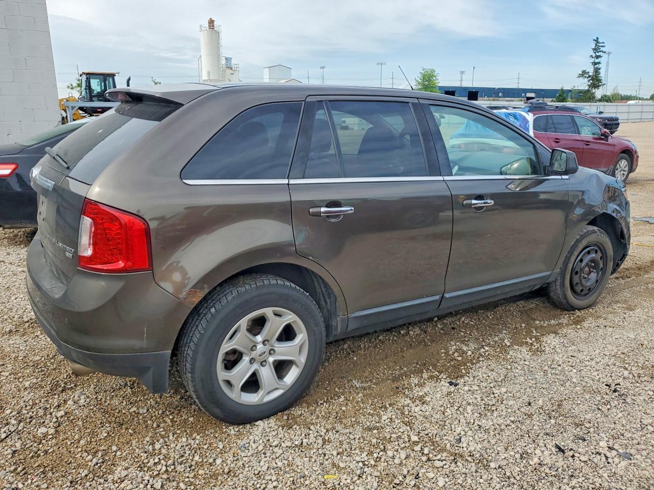 2FMDK4KC1BBA05442 2011 FORD EDGE photo no. 3