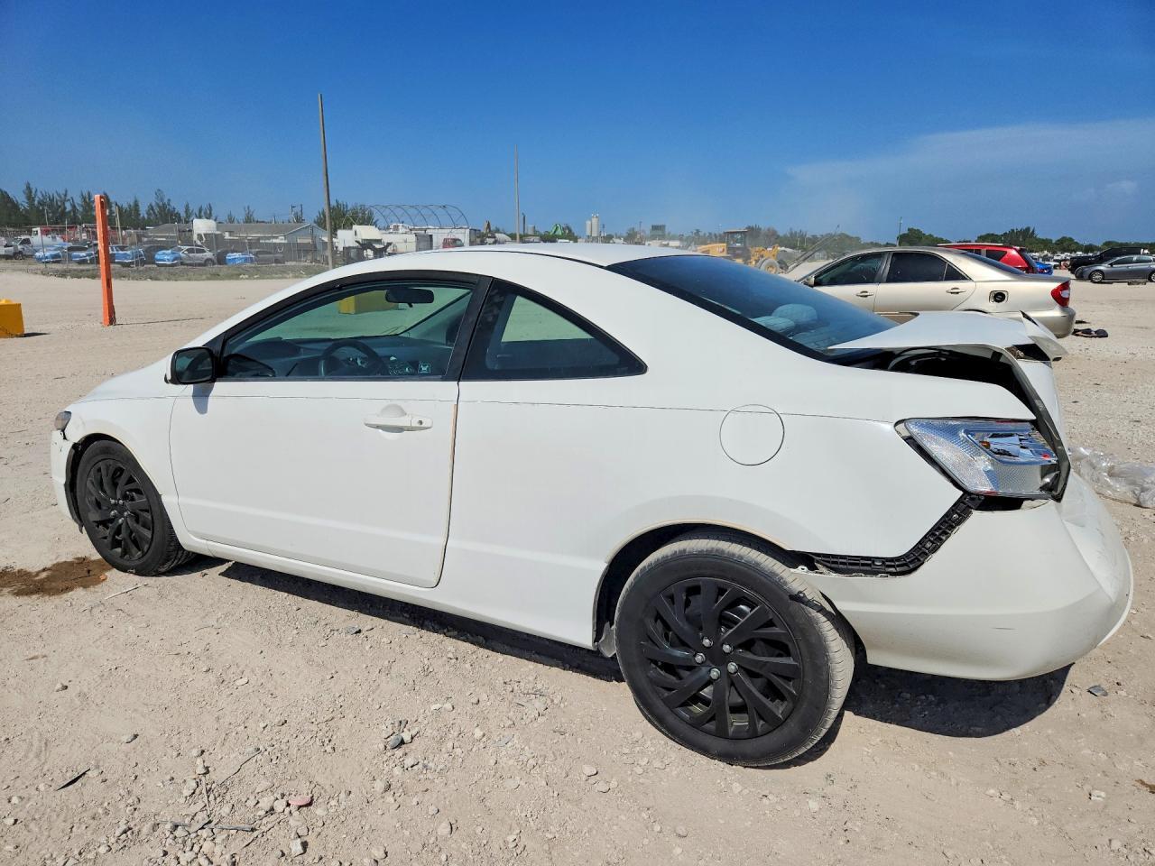 2011 HONDA CIVIC LX — Фото 2 из 12
