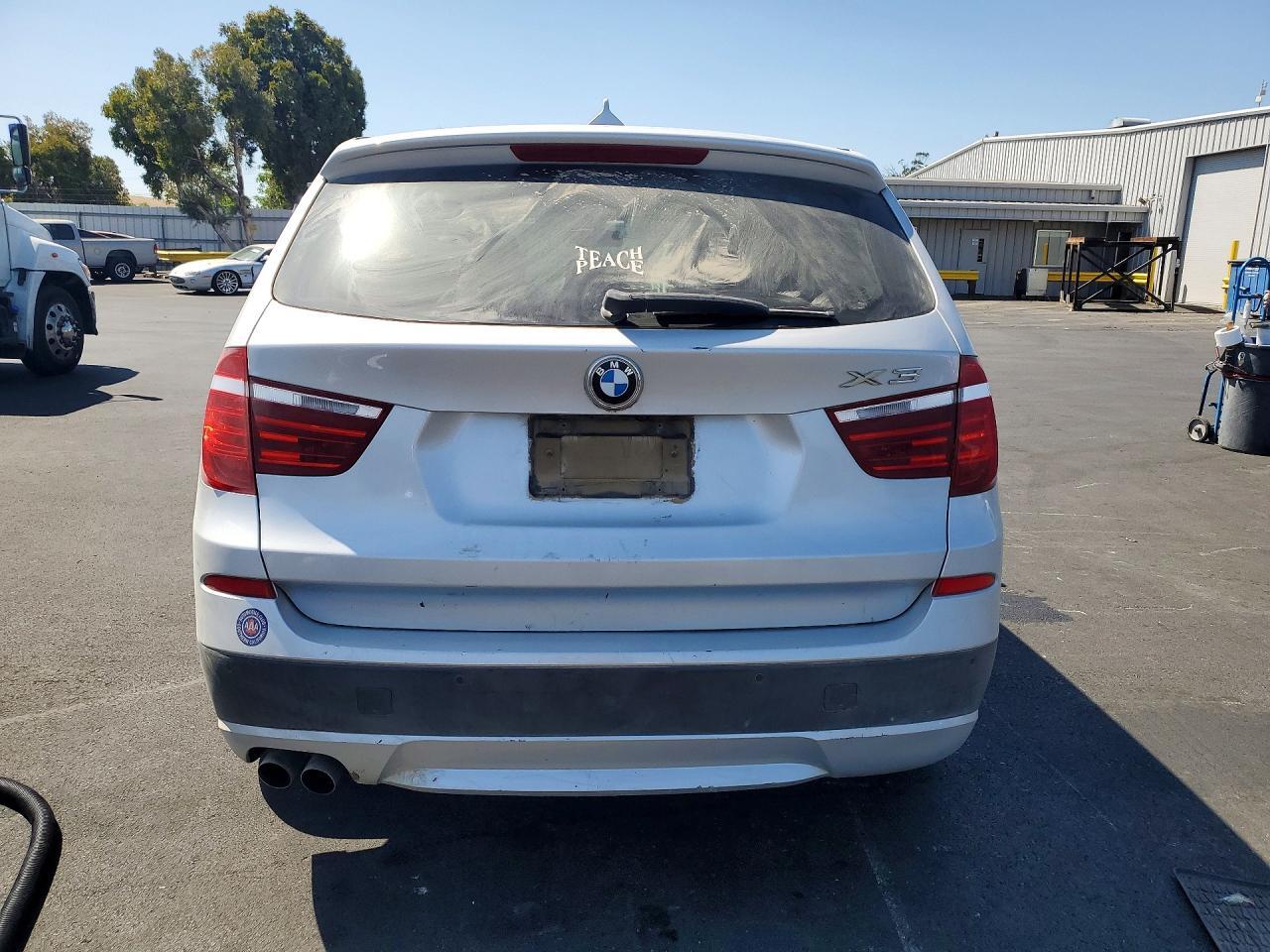 2011 BMW X3 XDRIVE28I — Фото 6 из 12