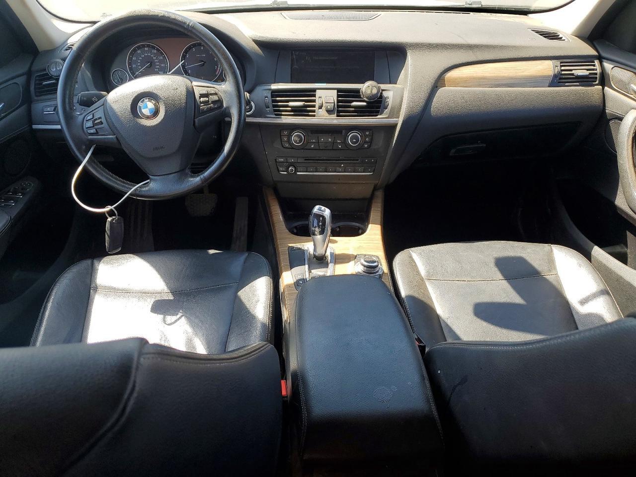2011 BMW X3 XDRIVE28I — Фото 8 из 12