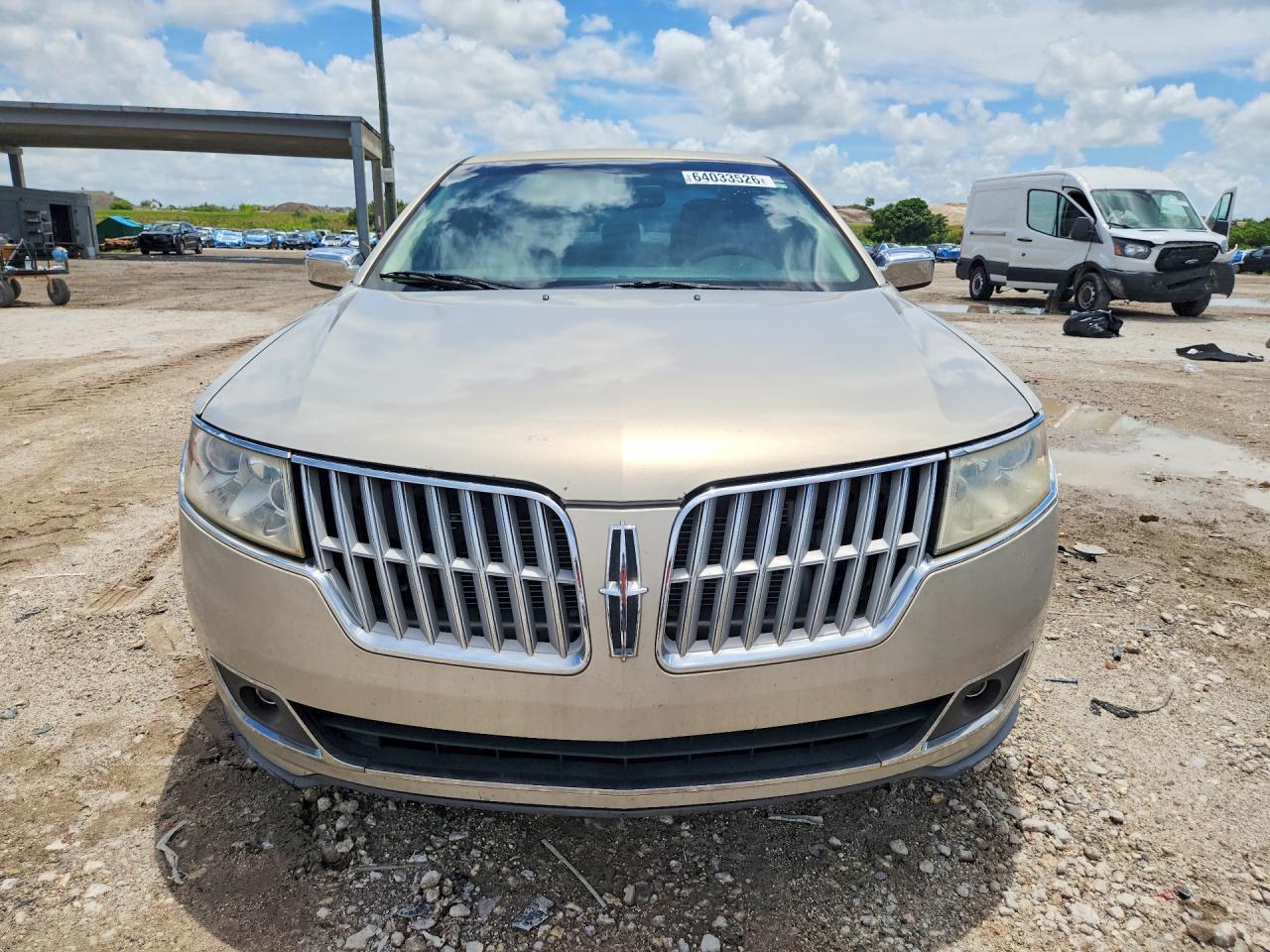 2010 LINCOLN MKZ — Фото 5 из 12