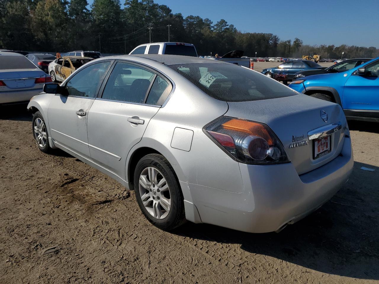 1N4AL2AP8AN475540 2010 NISSAN ALTIMA photo no. 2