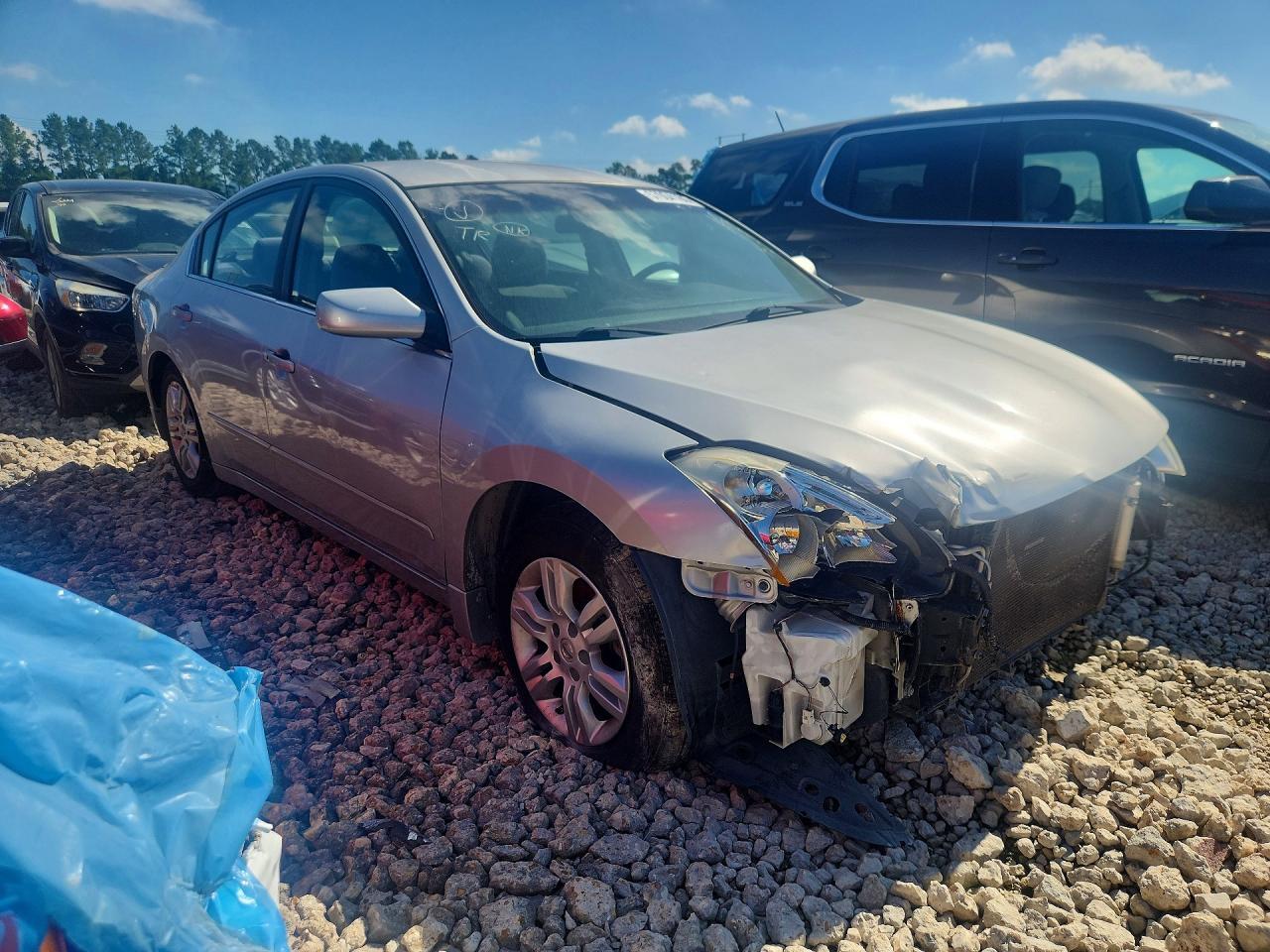 1N4AL2AP8AN475540 2010 NISSAN ALTIMA photo no. 4