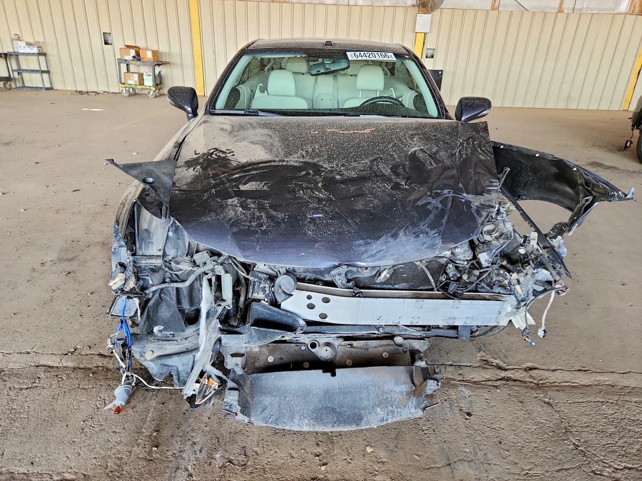 2010 LEXUS IS 250C BASE — Фото 5 из 12