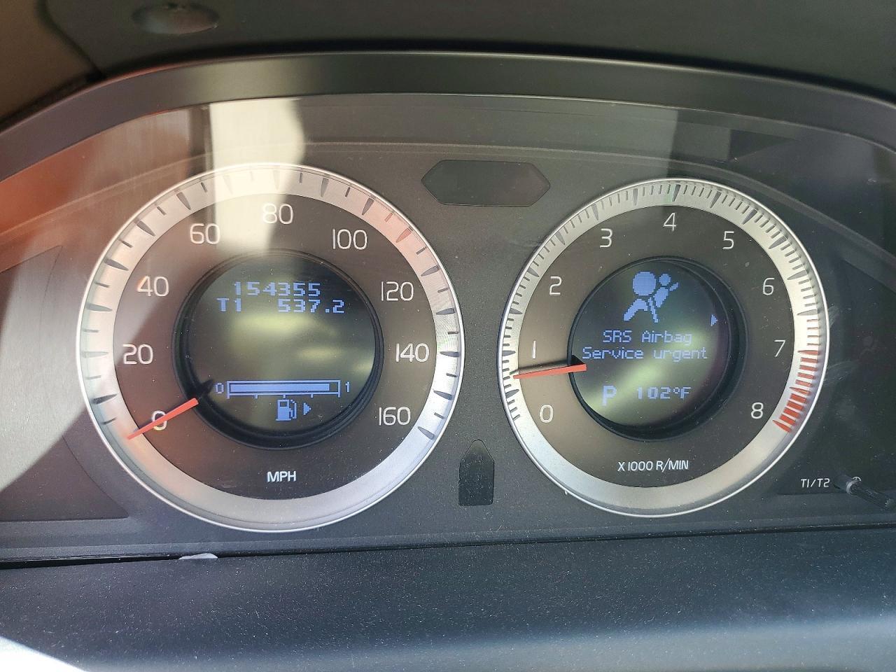2010 VOLVO XC60 T6 — Фото 9 из 13