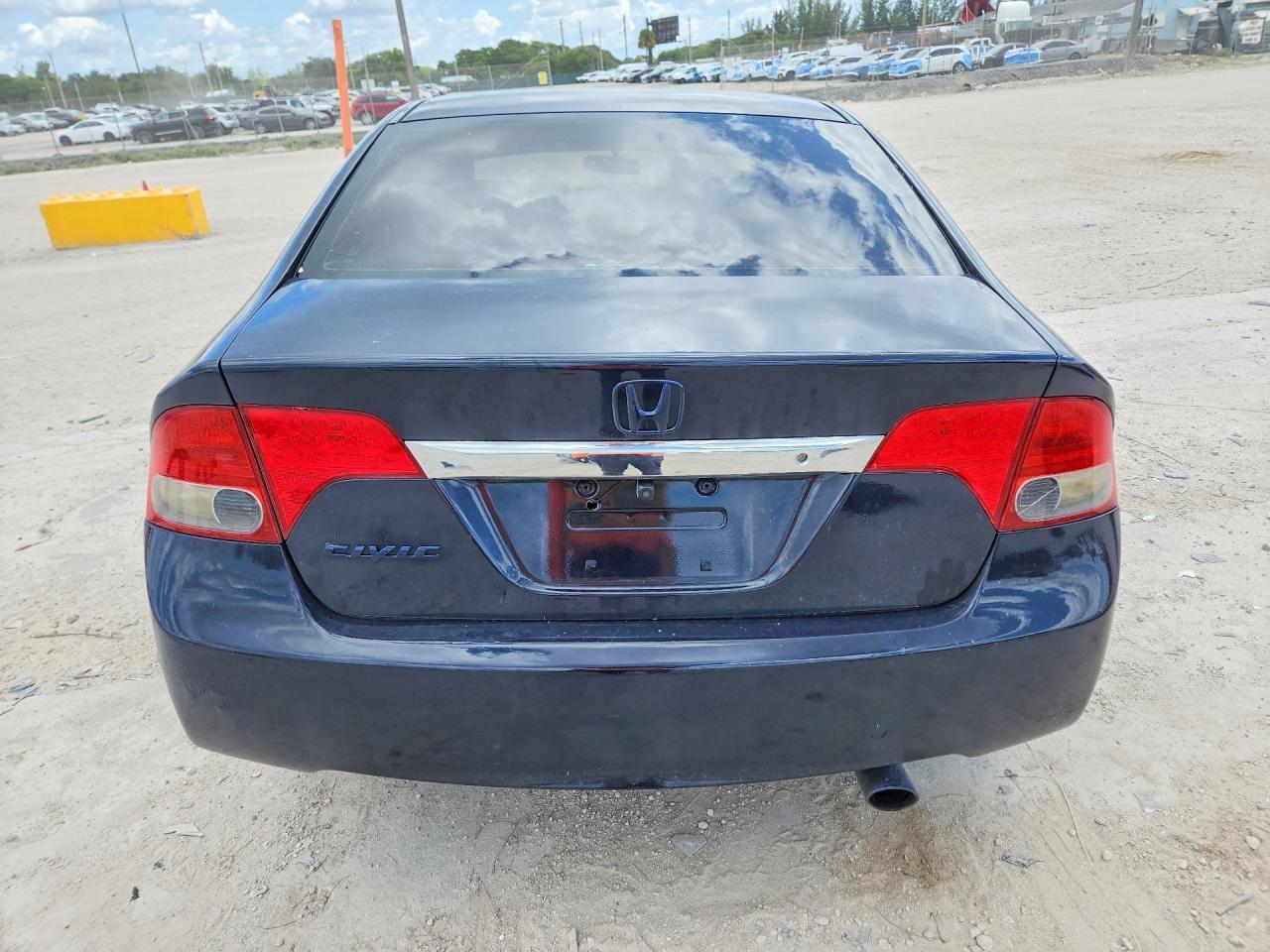 2009 HONDA CIVIC LX — Фото 6 из 13