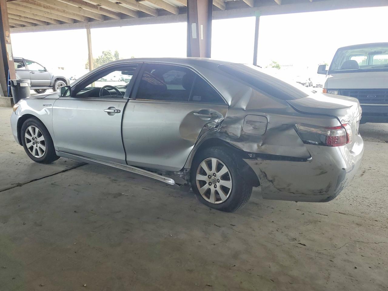 2009 TOYOTA CAMRY HYBRID — Фото 2 из 12