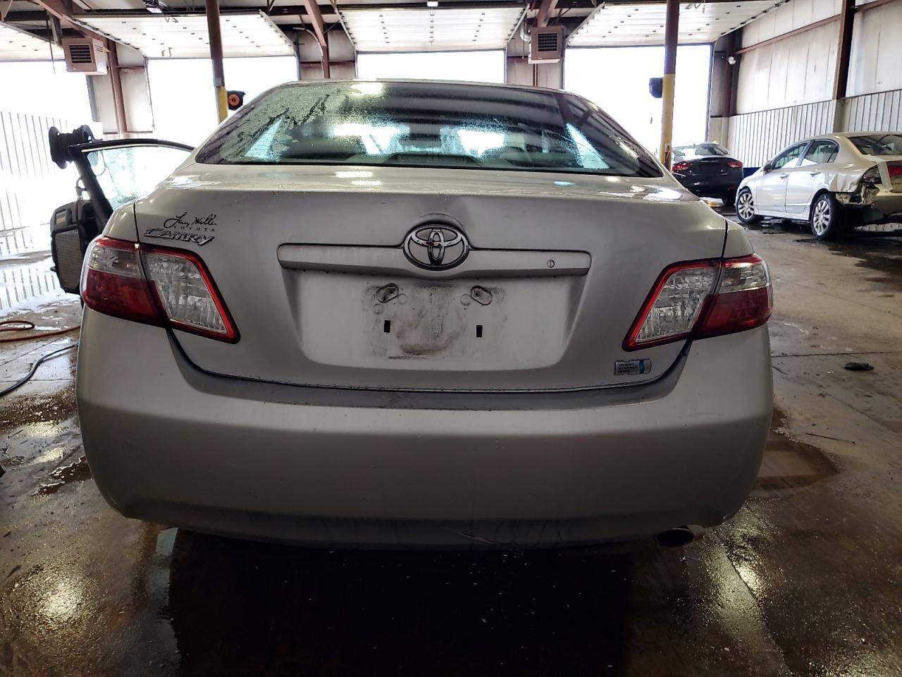 2008 TOYOTA CAMRY HYBRID — Фото 6 из 12