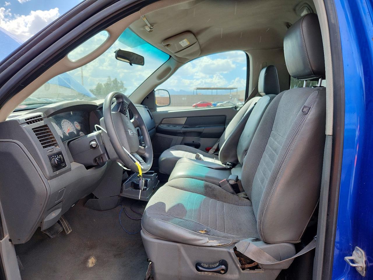 2008 DODGE RAM 1500 ST — Фото 7 из 12