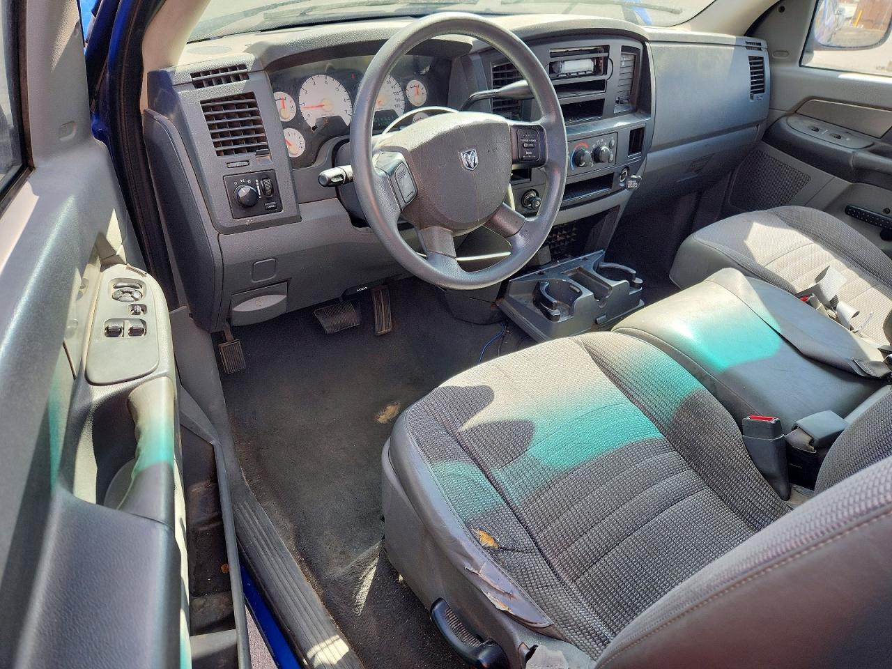 2008 DODGE RAM 1500 ST — Фото 8 из 12