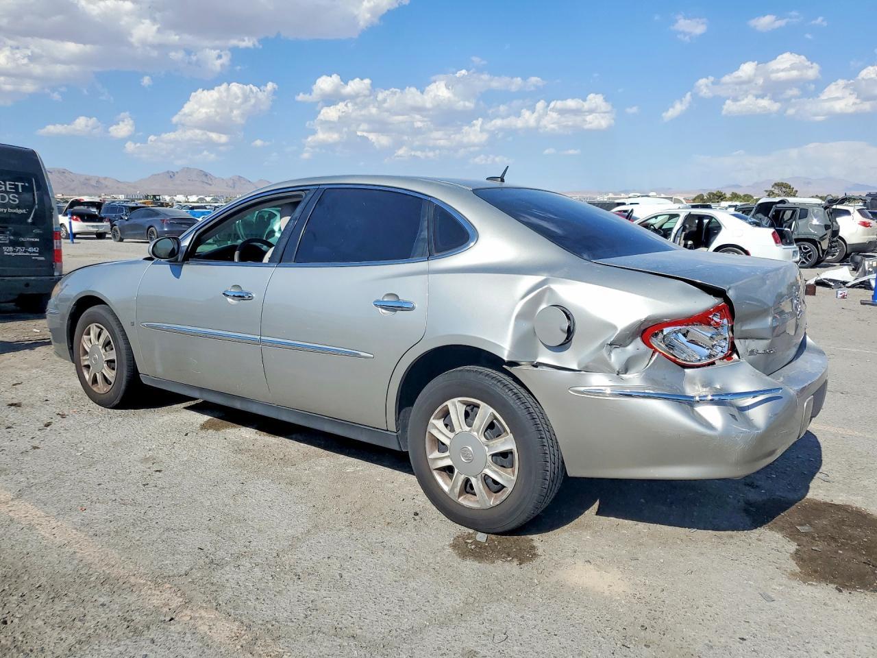 2008 BUICK LACROSSE CX — Фото 2 из 12