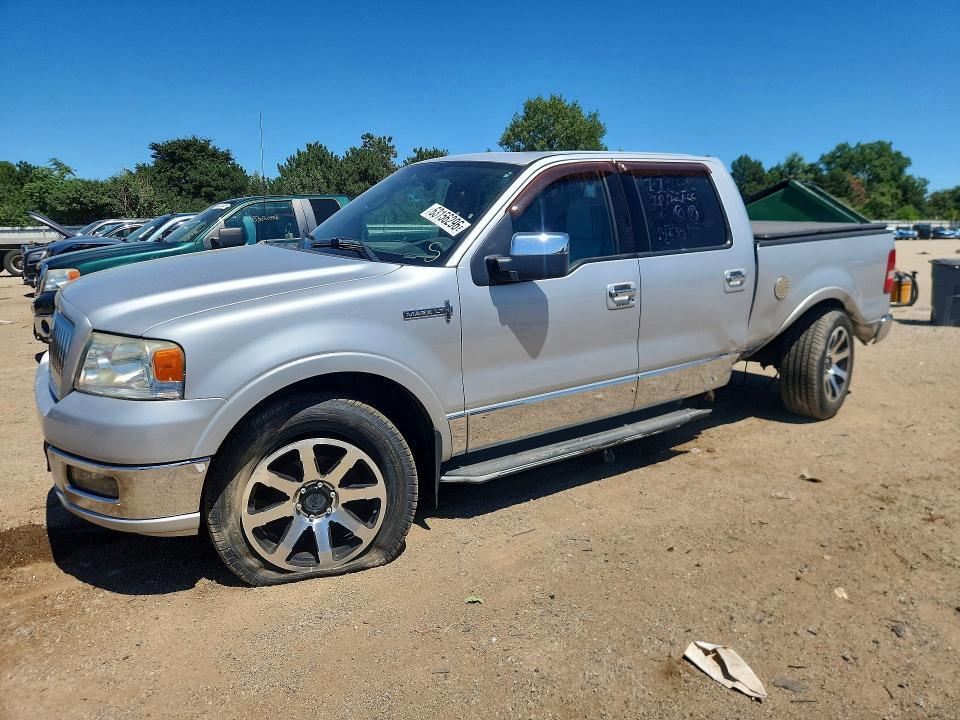 2006 LINCOLN MARK LT 5LTPW18526FJ03992