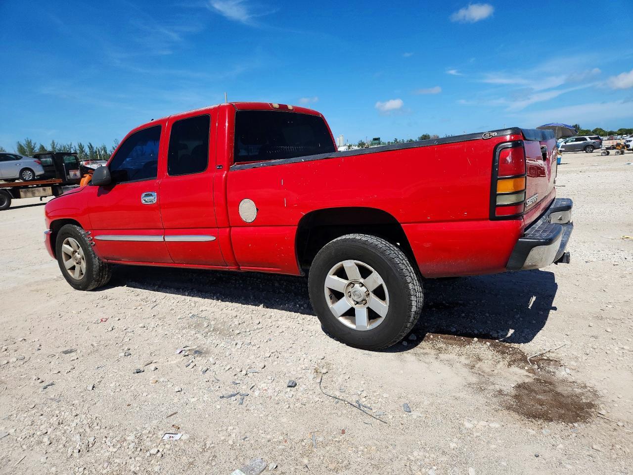 2006 GMC NEW SIERRA C1500 — Фото 2 из 13