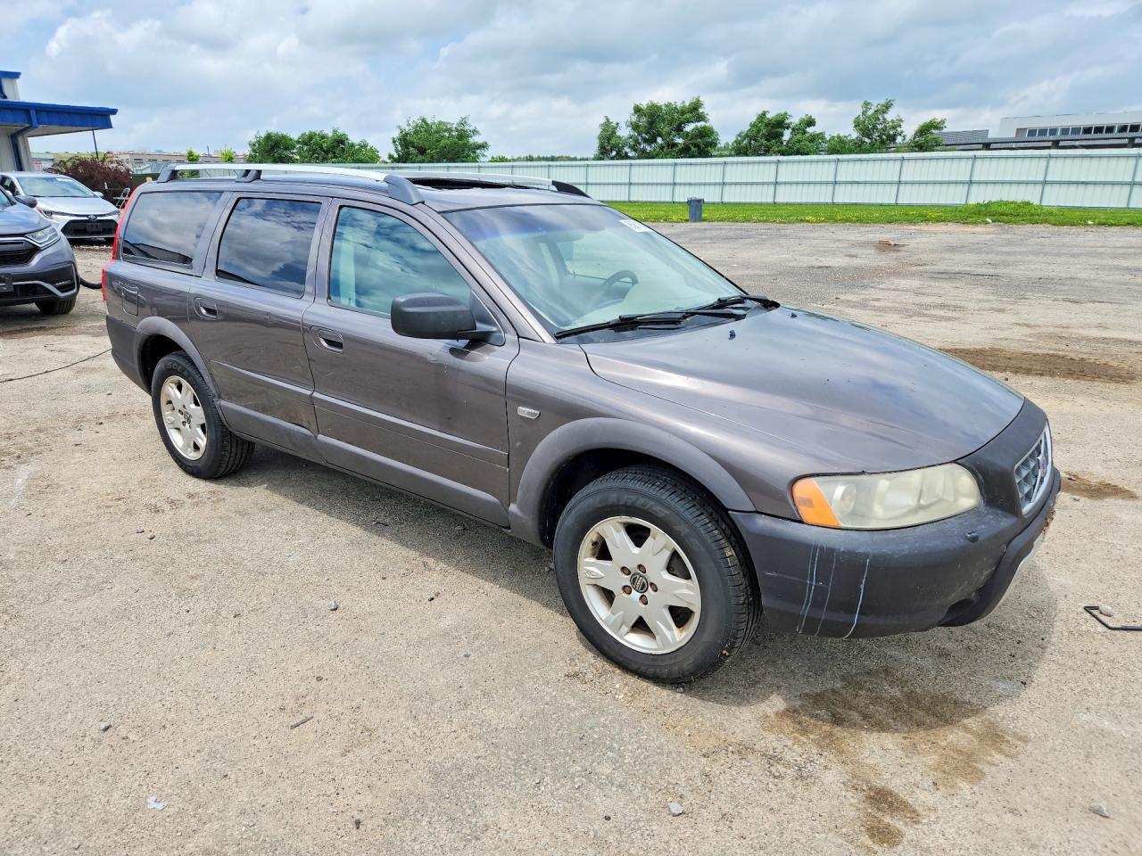 2005 VOLVO XC70 — Фото 4 из 12