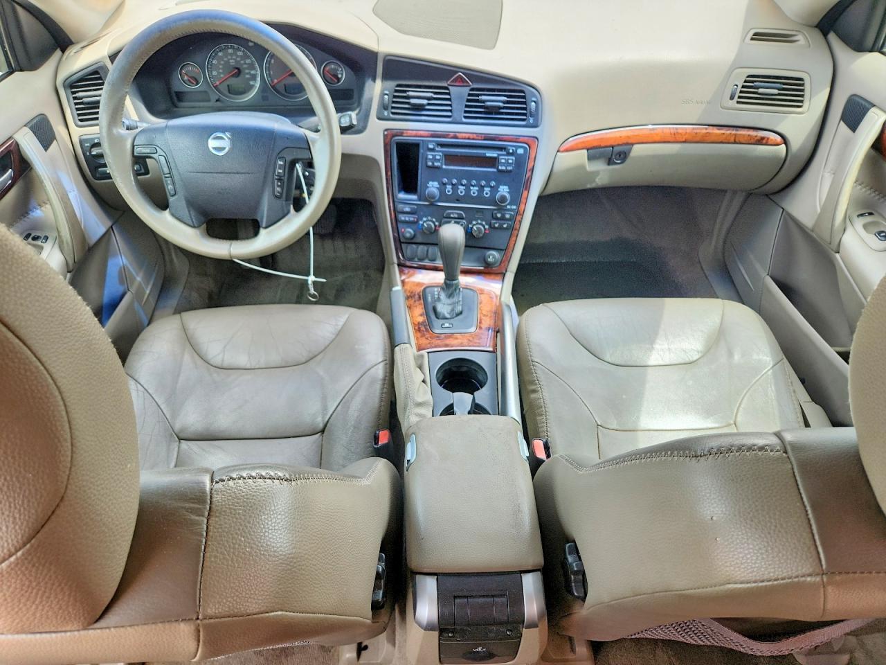 2005 VOLVO XC70 — Фото 8 из 12