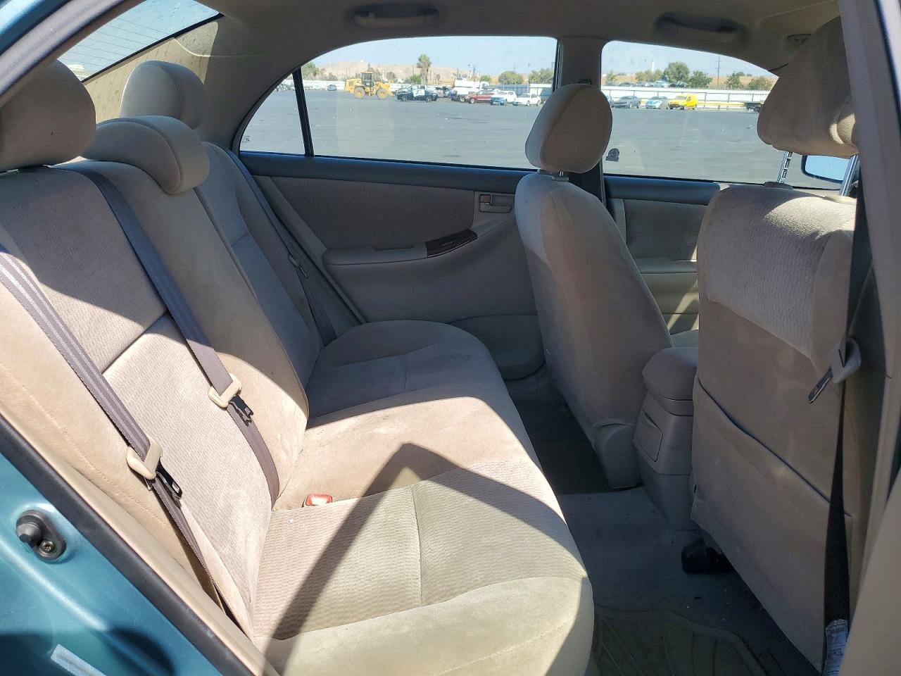 2005 TOYOTA COROLLA LE — Фото 10 из 12