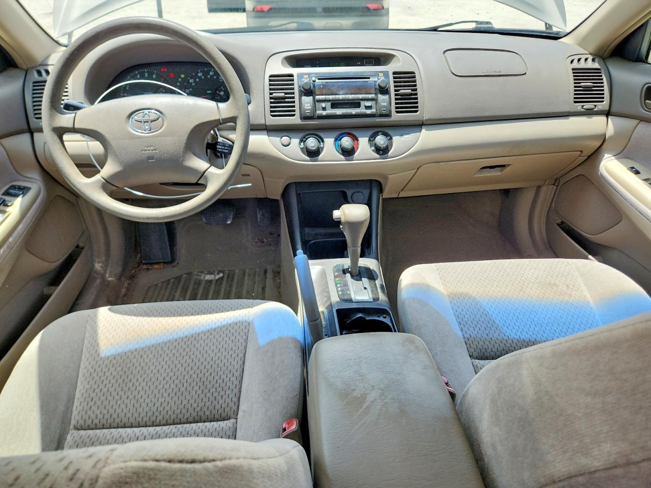 2004 TOYOTA CAMRY LE V6 — Фото 8 из 13