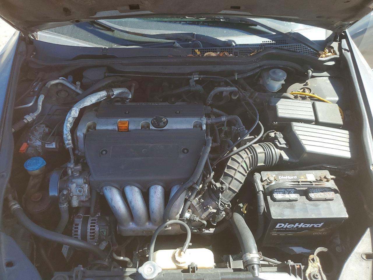 2004 HONDA ACCORD LX — Фото 11 из 12