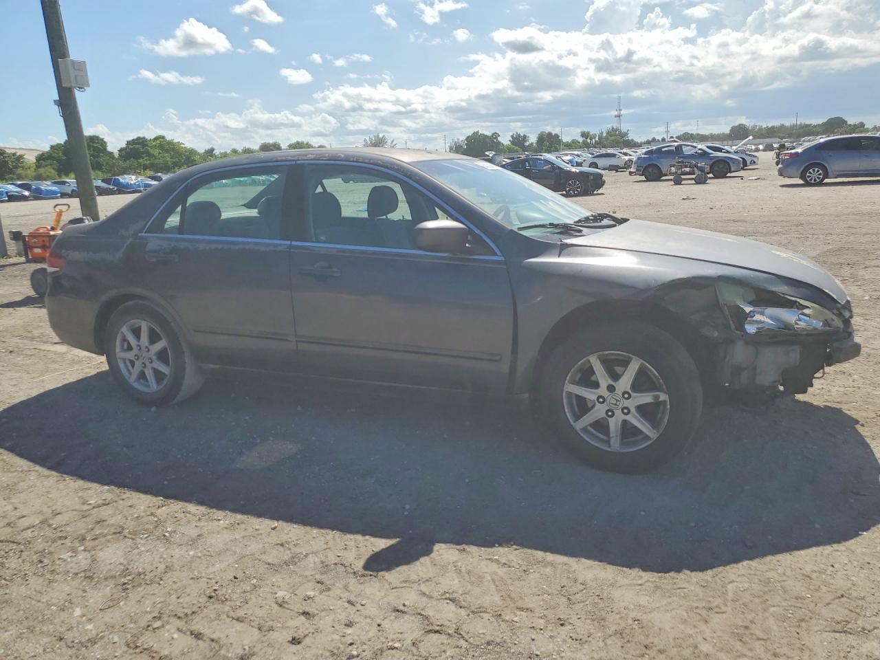 2004 HONDA ACCORD LX — Фото 4 из 12