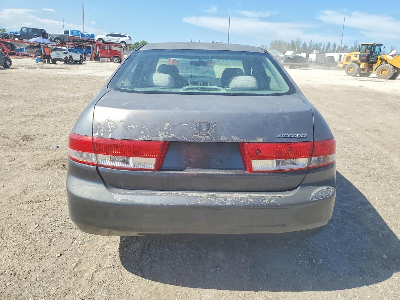 2004 HONDA ACCORD LX — Фото 6 из 12