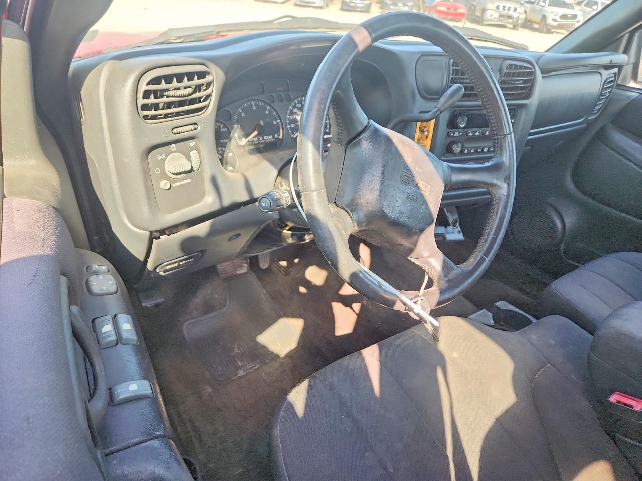 1GTCS19X538126373 2003 GMC SONOMA photo no. 8