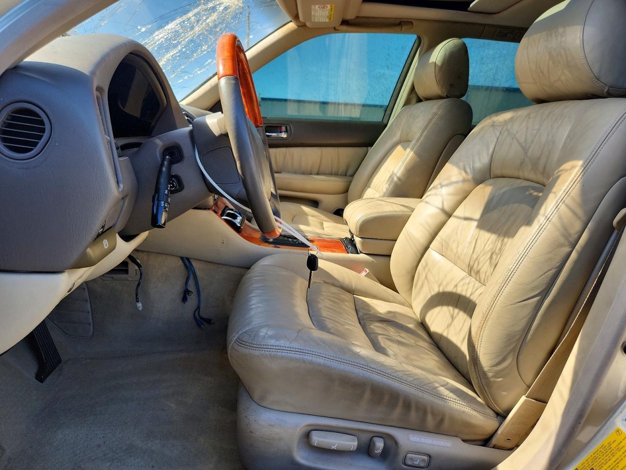1999 LEXUS LS 400 — Фото 7 из 13