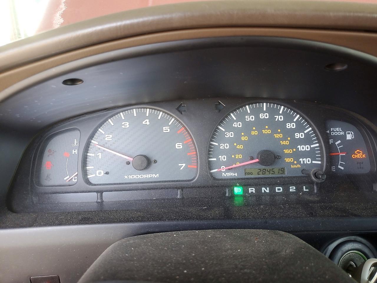 1999 TOYOTA 4RUNNER SR5 — Фото 9 из 13