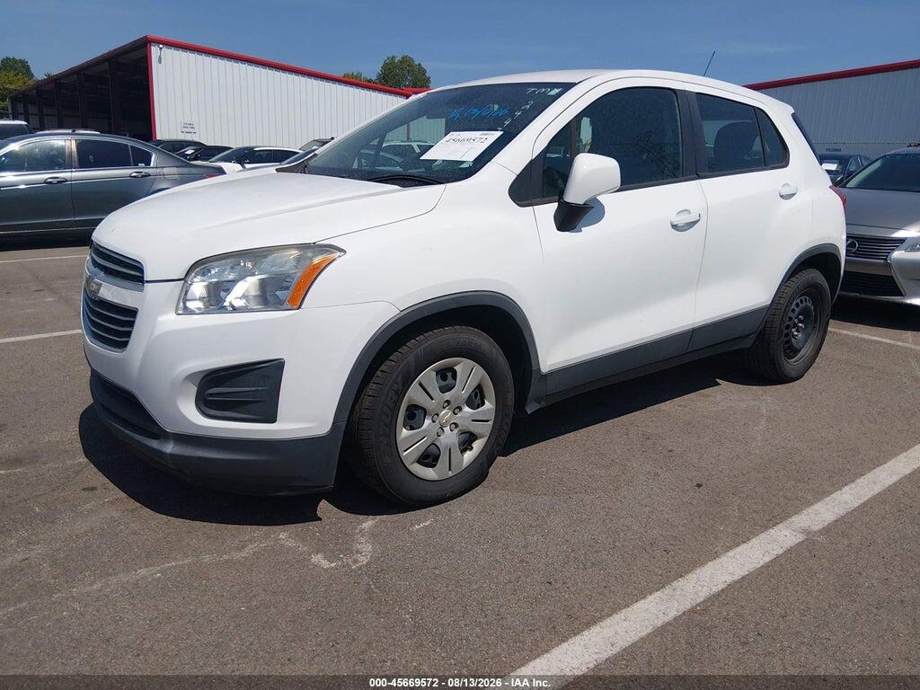 3GNCJKSB0FL244755 2015 CHEVROLET TRAX photo no. 2