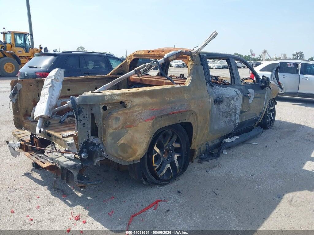 1GC40ZEL2RU302176 2024 CHEVROLET SILVERADO EV photo no. 4
