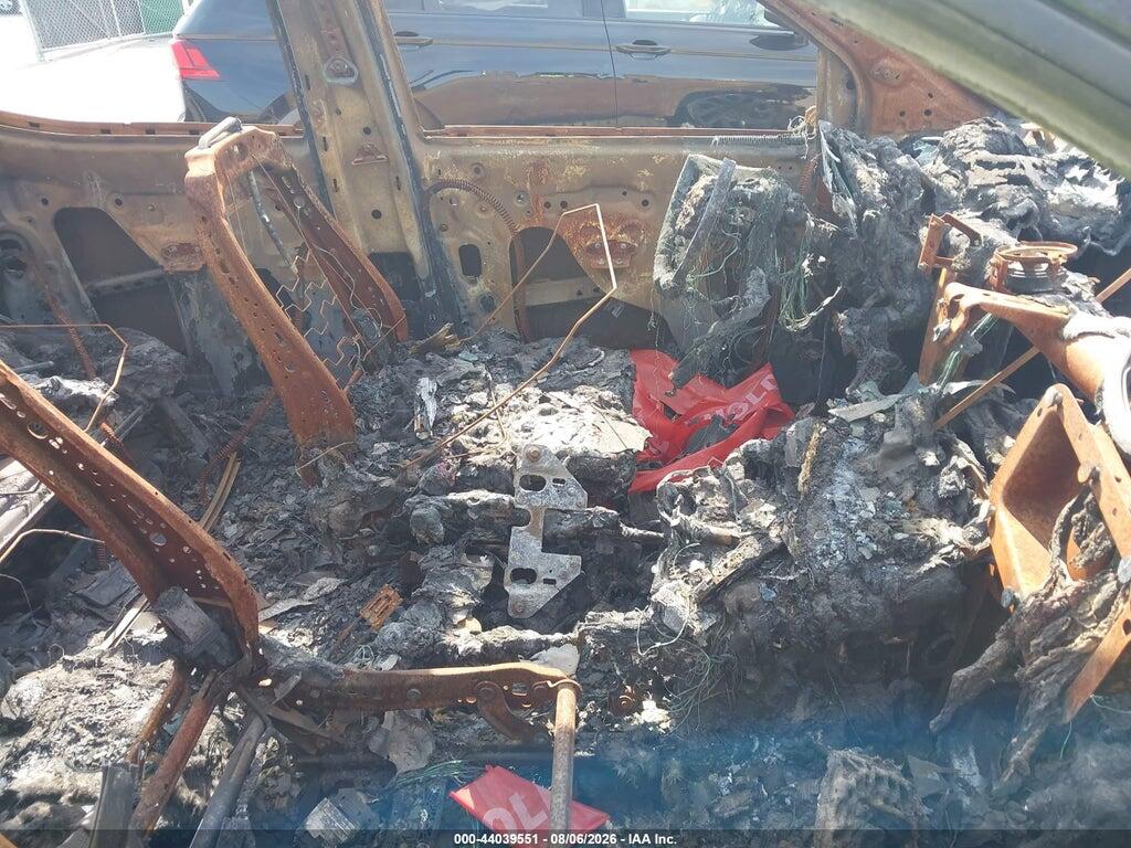 1GC40ZEL2RU302176 2024 CHEVROLET SILVERADO EV photo no. 5