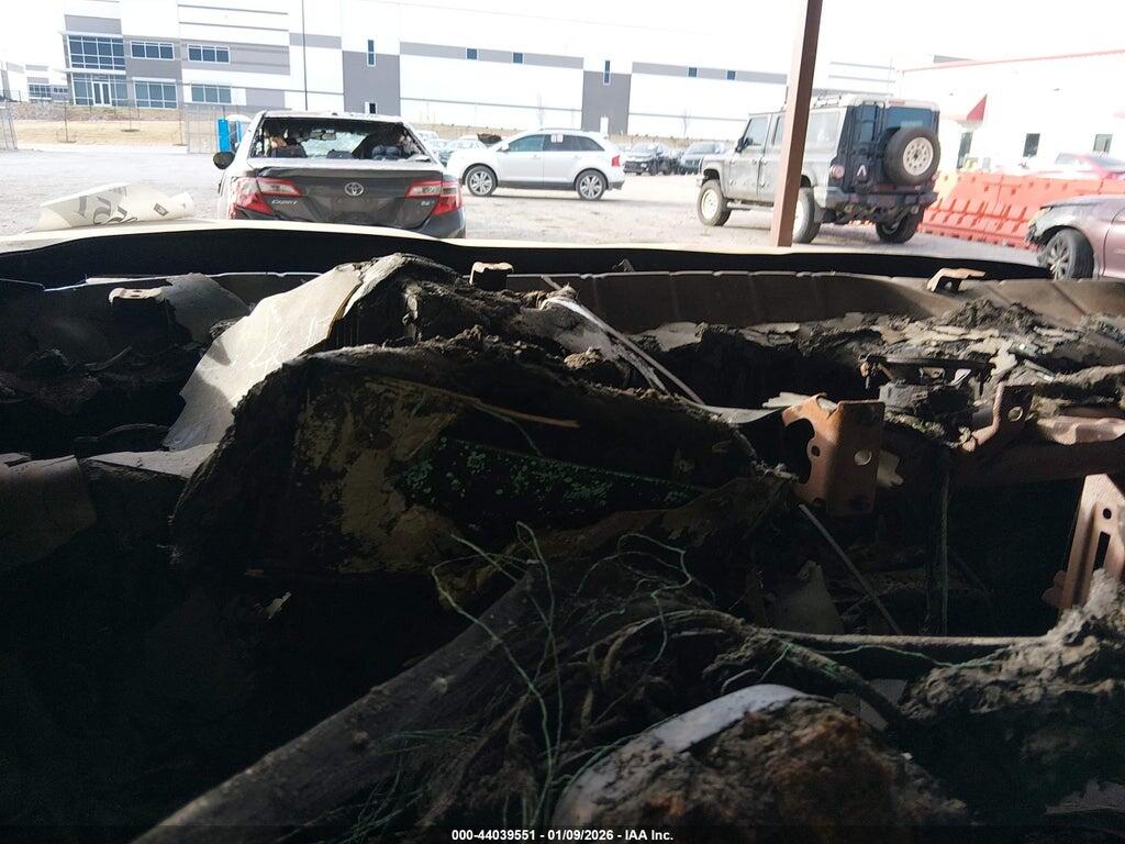 1GC40ZEL2RU302176 2024 CHEVROLET SILVERADO EV photo no. 6