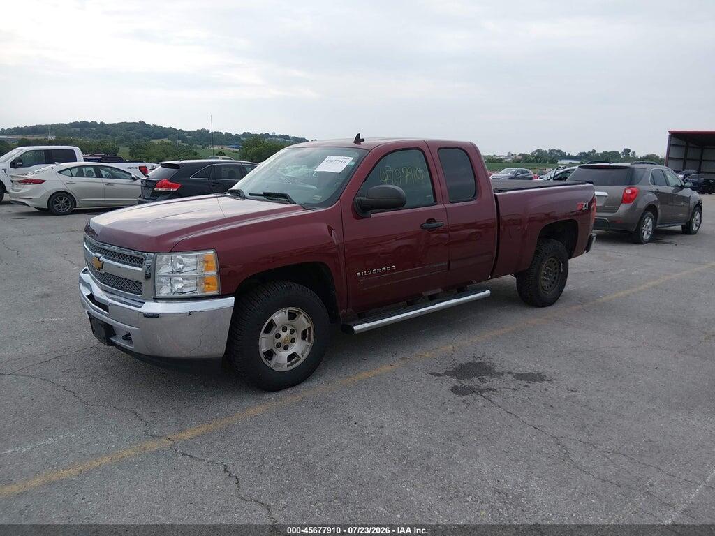 1GCRKSE70DZ101995 2013 CHEVROLET SILVERADO 1500 photo no. 2