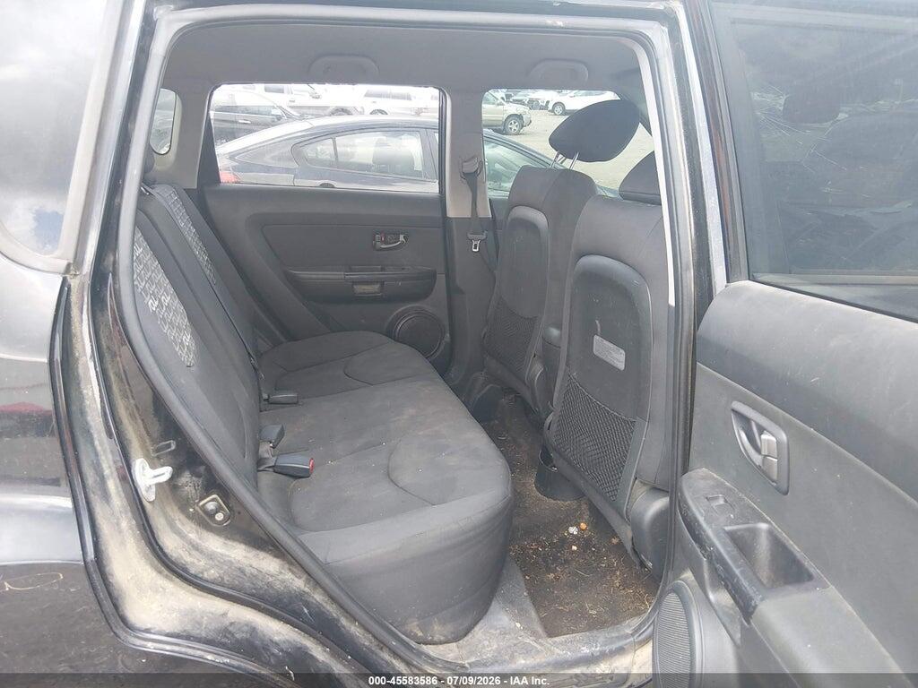 KNDJT2A21B7733319 2011 KIA SOUL photo no. 8