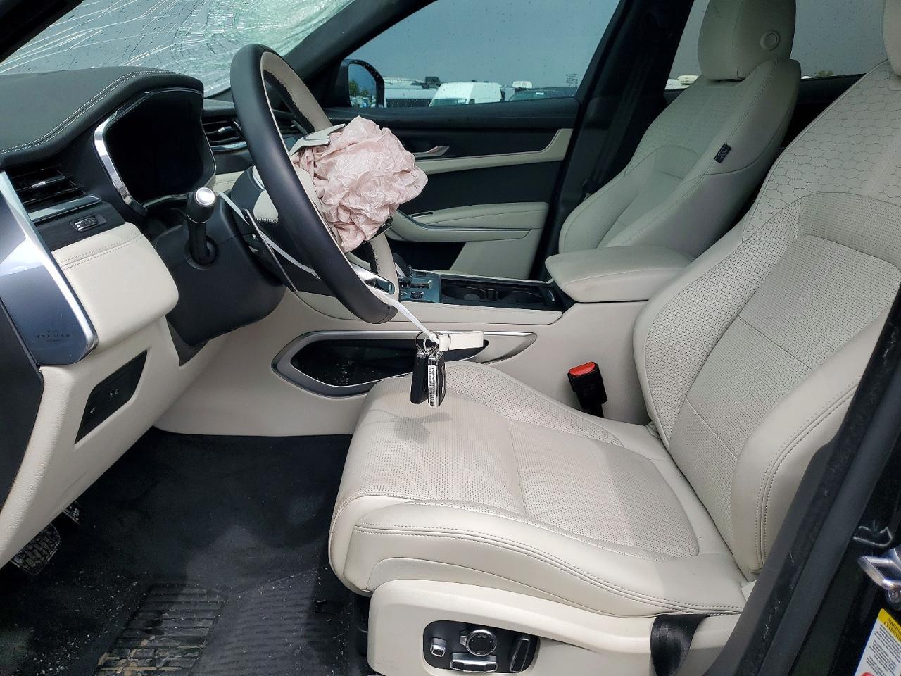 2026 JAGUAR F-PACE R-DYNAMIC S — Фото 7 из 13